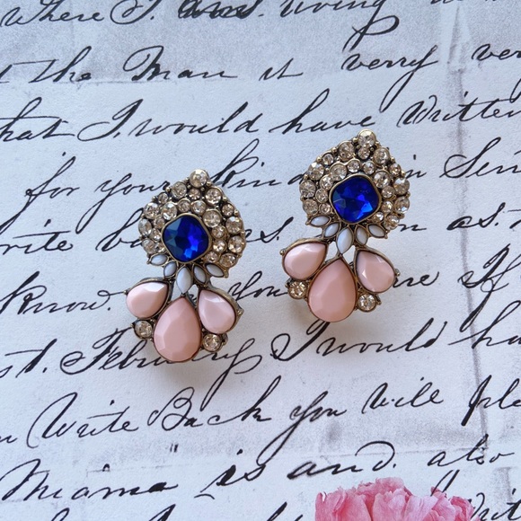 Juliet Vintage Style Earrings - Picture 3 of 8